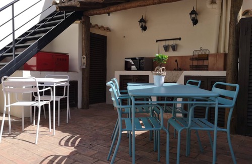 Tor Bed & Breakfast | Relaxing Double Guest Room with Pool - B&B in Algarve