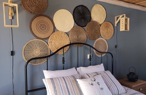 Tor Bed & Breakfast | Relaxing Double Guest Room with Pool - B&B in Algarve