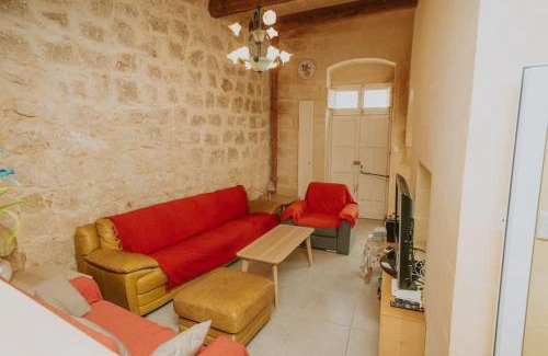 Nadur House | Relax by Double Heated Pools with Oceanfront Views