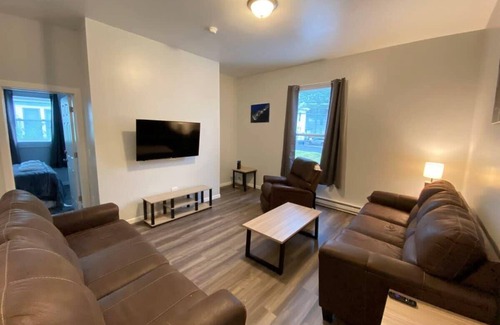 Oneonta Apartment | All-Star Baseball Rentals at Double Play Apt 2 with Pool
