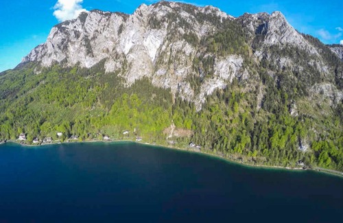 Weissenbach am Attersee Cottage | Cozy Double Room with Hot Tub at Attersee-Hotel zur Nixe