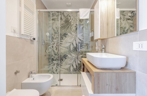 Trezzano sul Naviglio Apartment | Double room with bathroom and private terrace 20 min from Milan(Room 4)