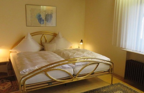 Pleisweiler Bed & Breakfast | Cozy Double Room with Kitchenette at Gästehaus Renate