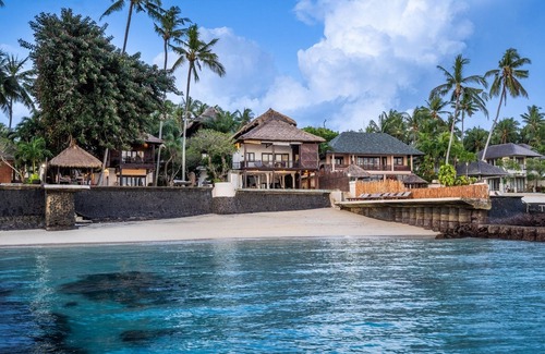 Candi Dasa Apartment | Cozy 1BR Bungalow at The Village of Angels Resort