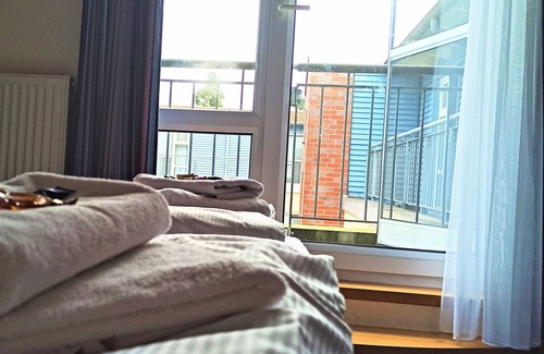 Dahme/Mark Apartment | Cozy Double Room with Pool Access and Breakfast Options