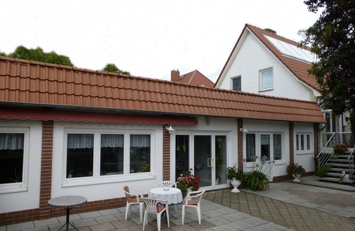 Guestrow Apartment | Guest Rated 10/10: Double Room at Apartments Güstrow