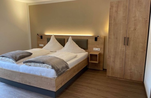 Krov Bed & Breakfast | Double room 4 - Gäste- und Weinhaus Haus Schatzgarten