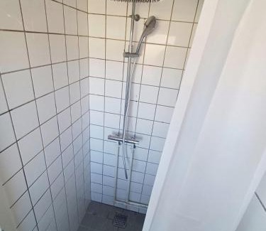 Norresundby Apartment | Double room 4 with Free Parking
