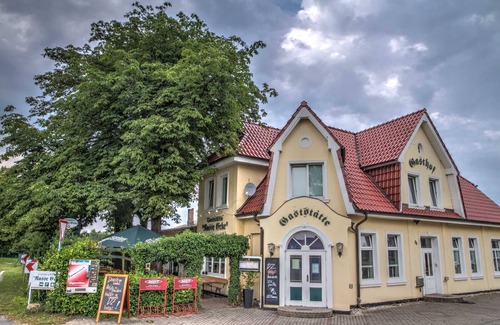 Wittenbeck Apartment | Oceanfront Double Room at Pension Nasse Ecke Awaits You