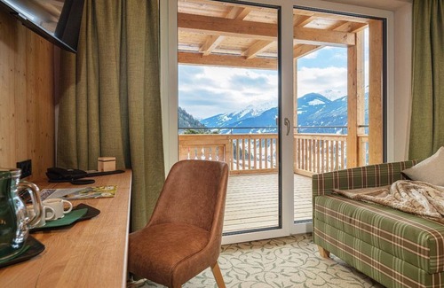 Dorfgastein House | Cozy Double Room with Bath - Hauserbauer Alpengasthof