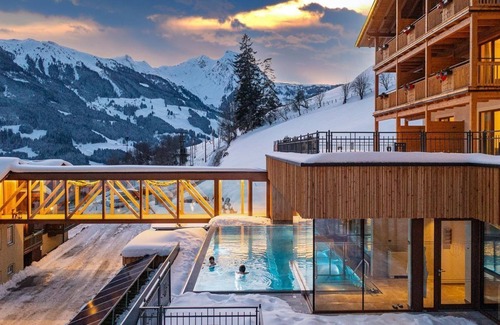 Dorfgastein House | Cozy Double Room with Bath - Hauserbauer Alpengasthof