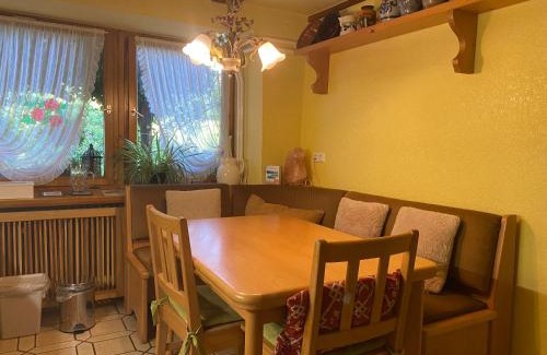 Schuttertal House | Cozy Double Room at Apple Blossom - Rated 10/10