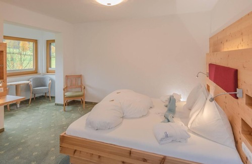 Ramsau am Dachstein Hotel | Relax in Double Room Scheichenspitz at Hotel Berghof