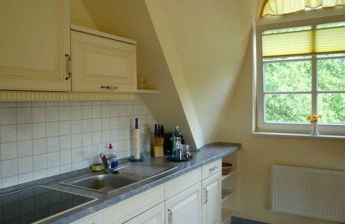 Rugen Island Apartment | Comfortable Double Room at Golf-Centrum Schloss Karnitz
