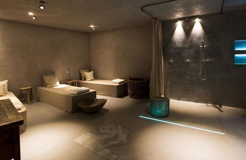 Altstadt Hotel | Deluxe Double Room at Townhouse Weisses Kreuz Awaits You