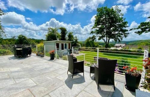 Egloshayle House | Oceanfront Double Room with Breakfast & Great Review Score