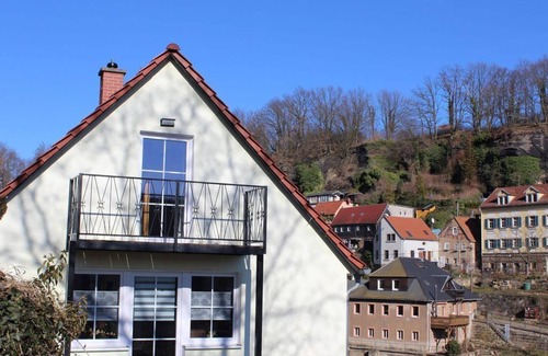 Pirna Apartment | Top-Rated Double Room "Gritta" at Märcz Fortress