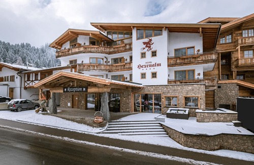 Soell Apartment | Comfortable Double Room at Hotel Hexenalm with Spa Access