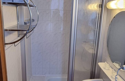 Krov House | Cozy Double Room with Ocean View at Hotel Ratskeller