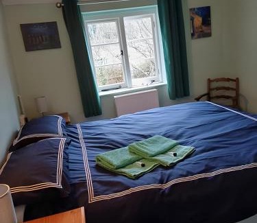 New Forest District House | Cozy Double Room in Character Cottage, Beaulieu - 8.4/10