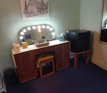 New Forest District House | Cozy Double Room in Character Cottage, Beaulieu - 8.4/10