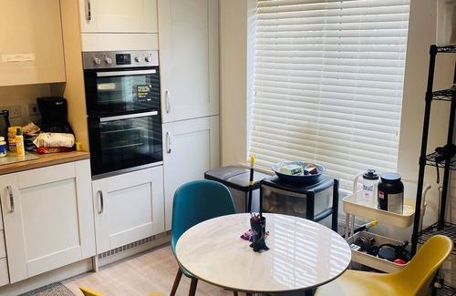 Upton House | Double room in Northampton