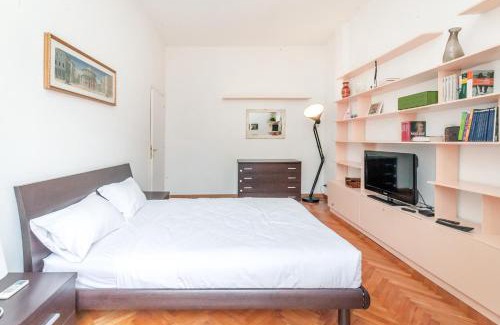 San Vittore House | Convenient Double Room in Central Location near Duomo