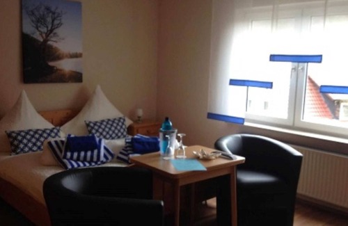 Schmittlotheim Cottage | Cozy Double Room at Landgasthof Elsebach with Breakfast