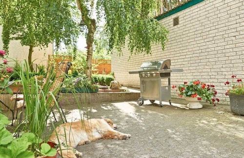 Bad Bevensen Cottage | Cozy Double Room at Pension Elfi with Kitchen & Breakfast