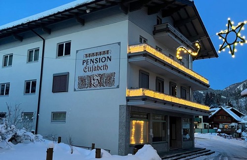 Russbach am Pass Gschuett Apartment | Cozy Double Room with Balcony at Haus Elisabeth Awaits