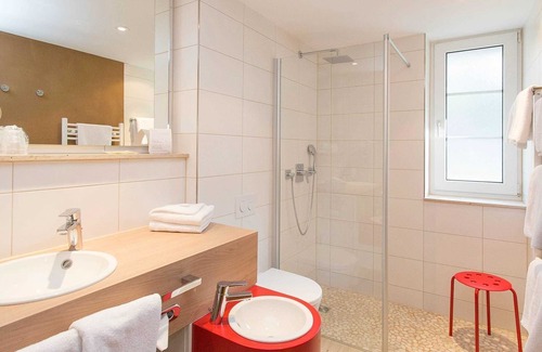 Trassenheide Resort | Family-Friendly Double Room at TUI SUNEO Kinderresort Usedom