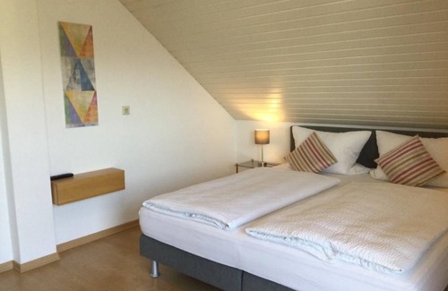 Mehring Bed & Breakfast | Cozy Double Room at Weingut-Gästehaus Loskill
