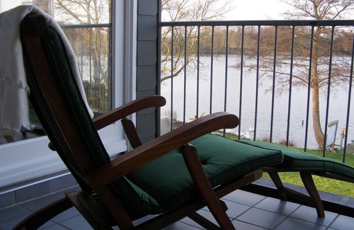 Niederkleveez House | Lake View Double Room with Breakfast at Fährhaus Niederkleveez