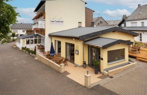 Morz House | Discover Hotel Zum Mühlental: Double Room with Balcony