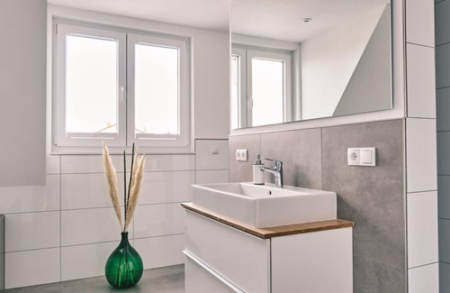Speyer Apartment | Double room, shower, WC, non-smoking - Hotel Zum Augarten
