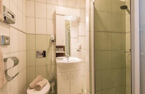 Dorfgastein Hotel | Discover Comfort in a Smart Double Room at smartHOTEL