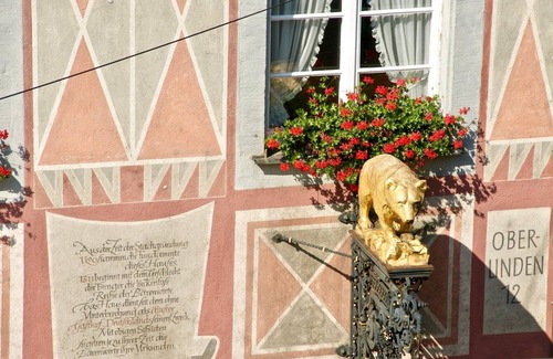 Freiburg im Breisgau Apartment | Cozy Double Room with Breakfast & Family-Friendly Amenities