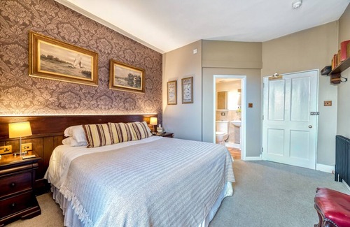 Cromer Hotel | Top-Rated Double Room with Kitchen & Child-Friendly Amenities