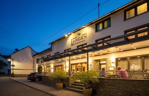 Kattenes Apartment | Cozy Ocean View Double Room at Hotel-Restaurant Langen