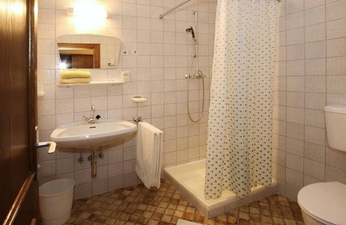 Leogang Bed & Breakfast | Comfortable Double Room with Spa at Bäckerwirt, Inn