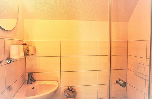 Waggershausen Bed & Breakfast | Double room Suisse - Into the fishing net