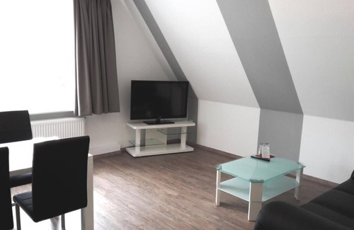 Friedrichstadt Bed & Breakfast | Cozy Double Room Suite at Pension Marktblick with Breakfast
