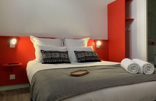 Angers Bed & Breakfast | Elegant Double Room with Landmark View & Breakfast Included