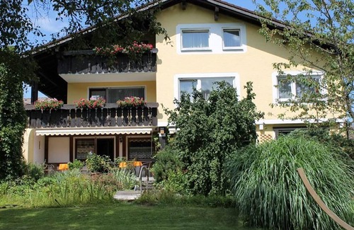 Ettensberg Cottage | Double room with balcony no. 6, 7, 10, 16 - Hotel-Pension Wolf