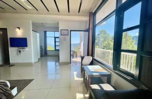 Kasauli Apartment | Mountain View Double Room at The Terrace Retreat