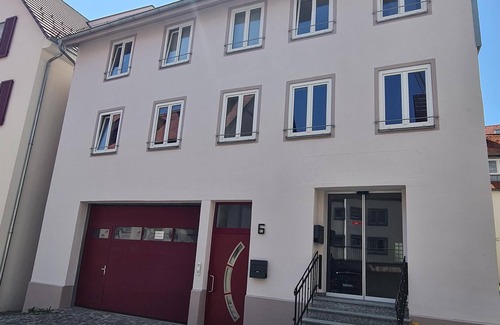 Bad Waldsee Apartment | Cozy Double Room with Shower and Kitchen Amenities