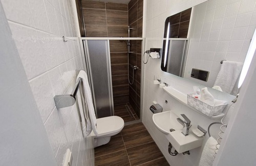 Bad Wurzach House | Relaxing Double Room with Ocean View - Gesundheitshotel Rössle
