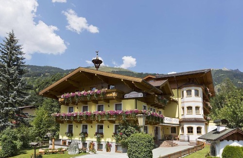 Dorfgastein House | Cozy Double Room with Spa & Breakfast at Untermüllnergut