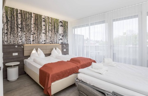 Itzling Bed & Breakfast | Cozy Double Room with Shower at Eco Suite Hotel