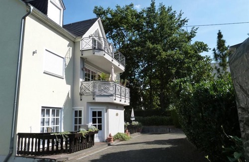 Mehring Bed & Breakfast | Comfortable Double Room with Breakfast at Winzergasthof